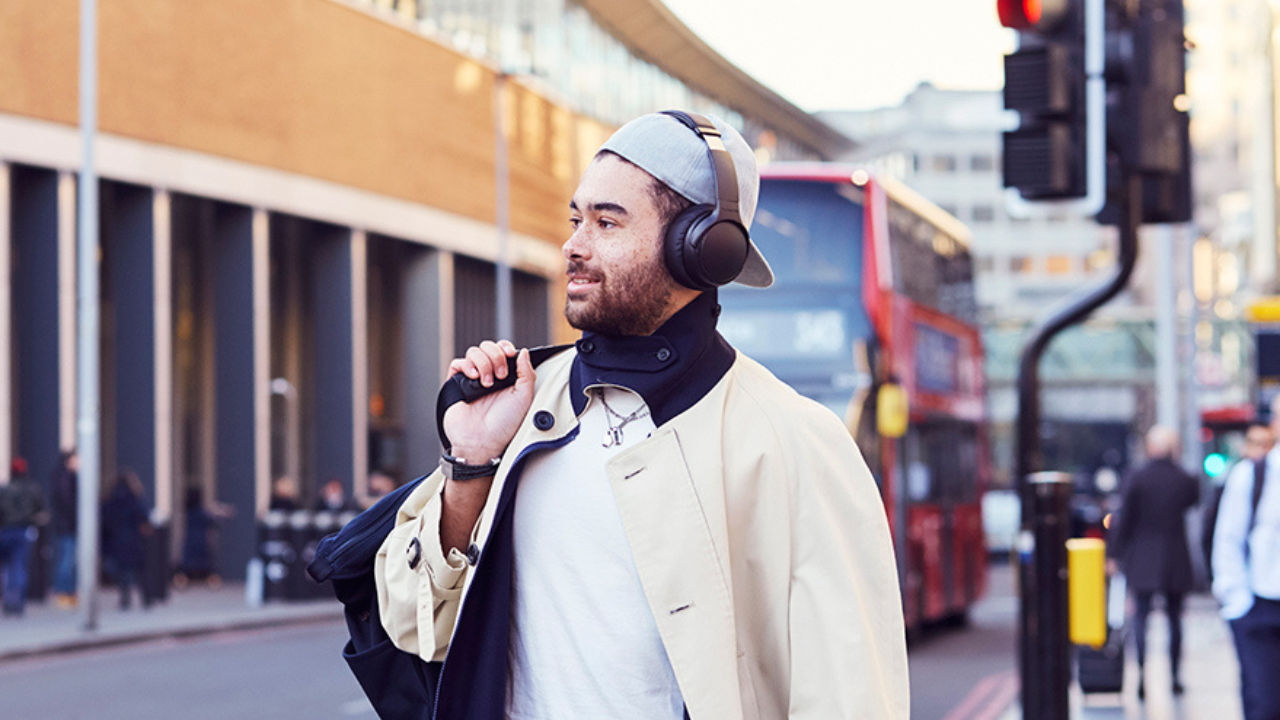 Полноразмерные беспроводные наушники Panasonic Mighty Bass Wireless Headphones RB-M500B — Слушайте сколько захотите