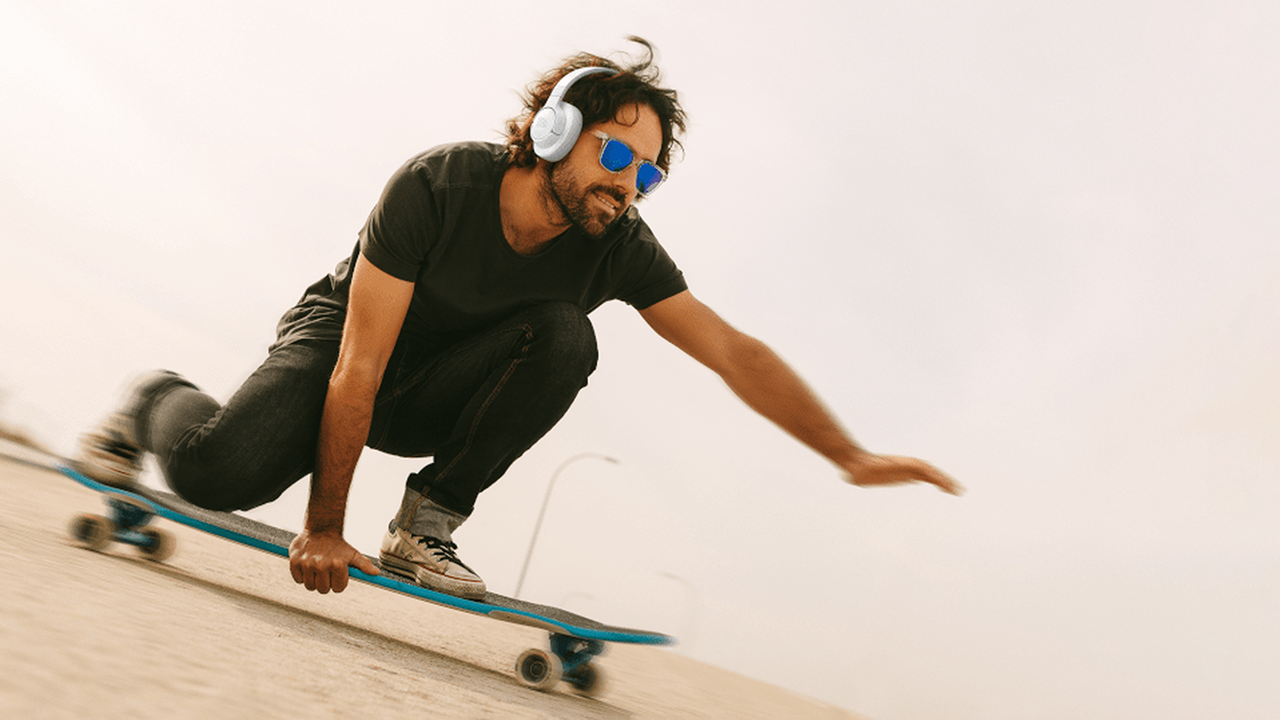 Беспроводные наушники JBL Tune 720BT — Поразительная автономность