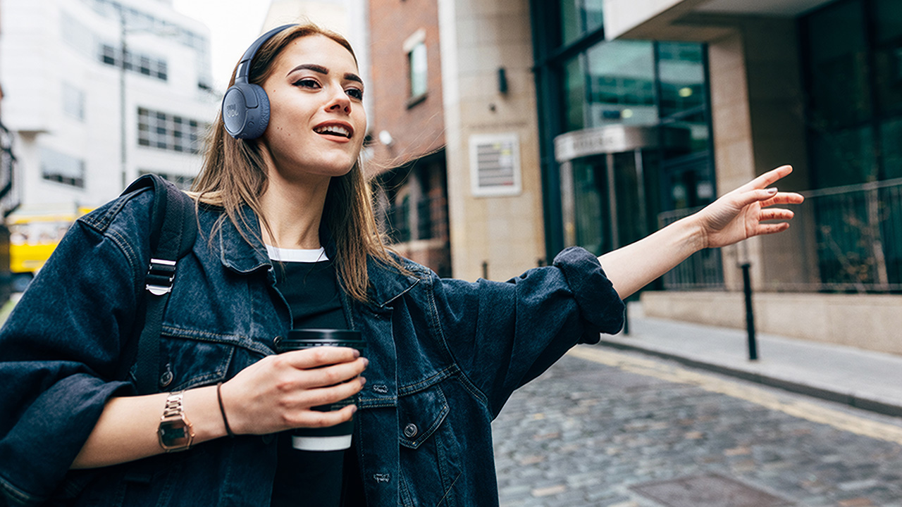 Беспроводные наушники JBL Tune 670NC — Продуманная конструкция