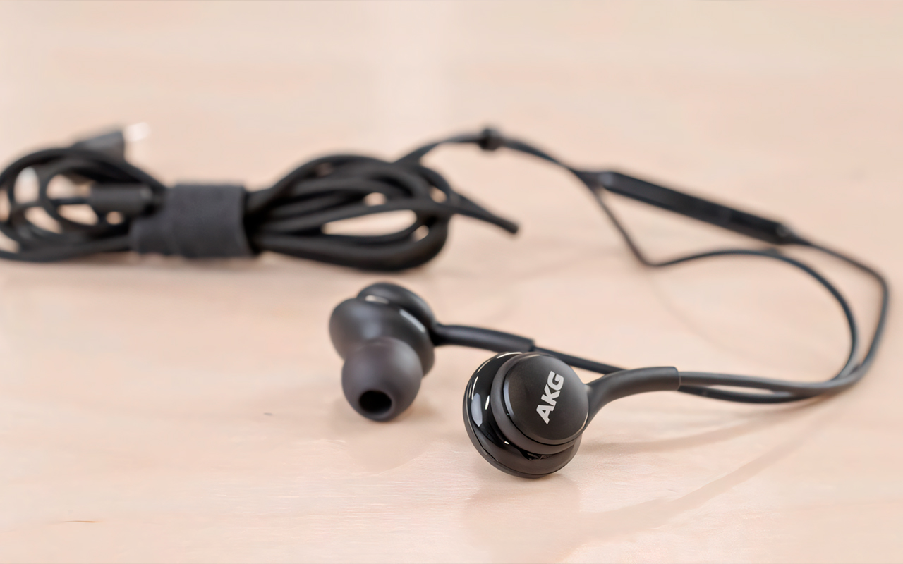 Проводные наушники Samsung (USB-C) (EO-IC100) — Совместимость с разными устройствами