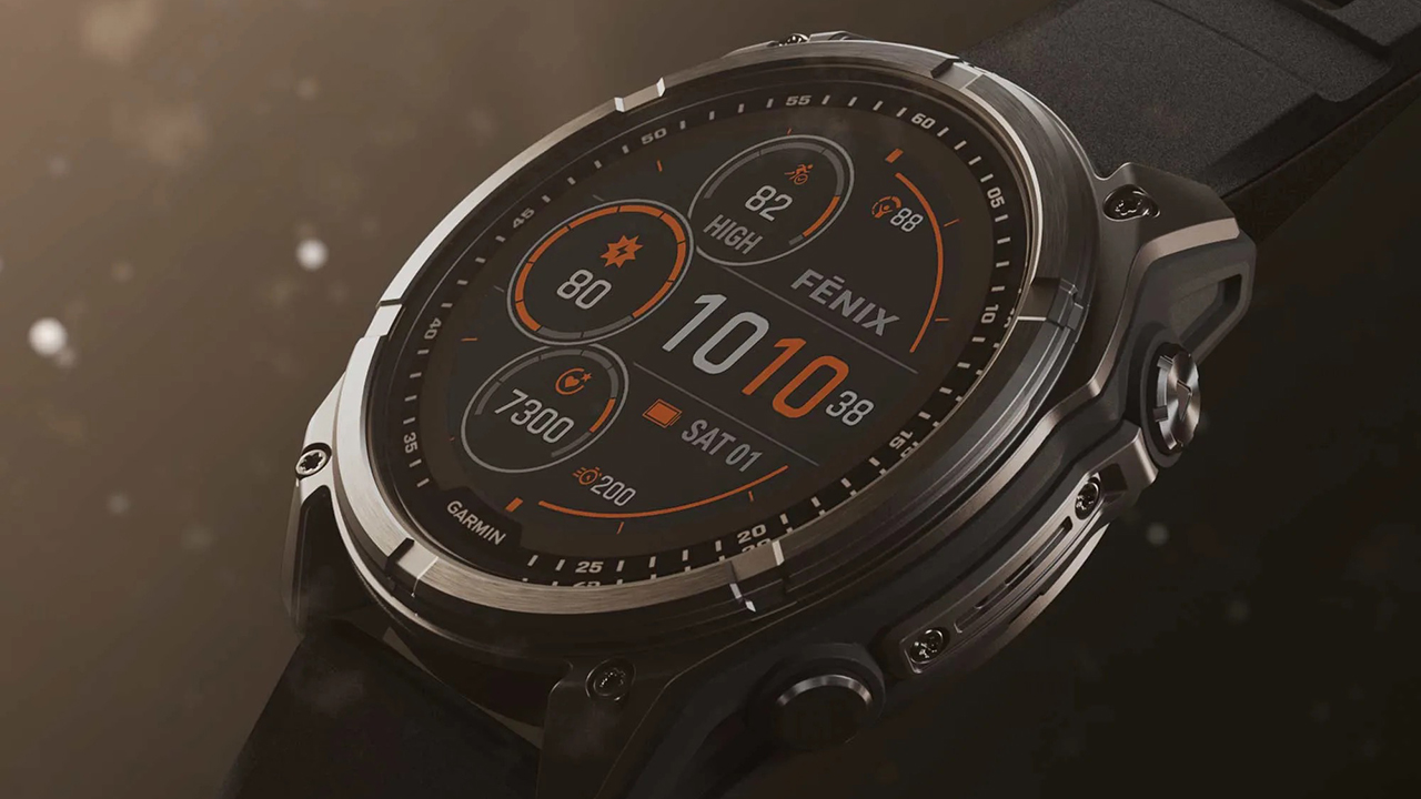 Спортивные часы Garmin fenix 8, 51 мм, Solar, титан с DLC, сапфир, силиконовый ремешок цвета чёрный/«серая галька» — Свет, который всегда с собой