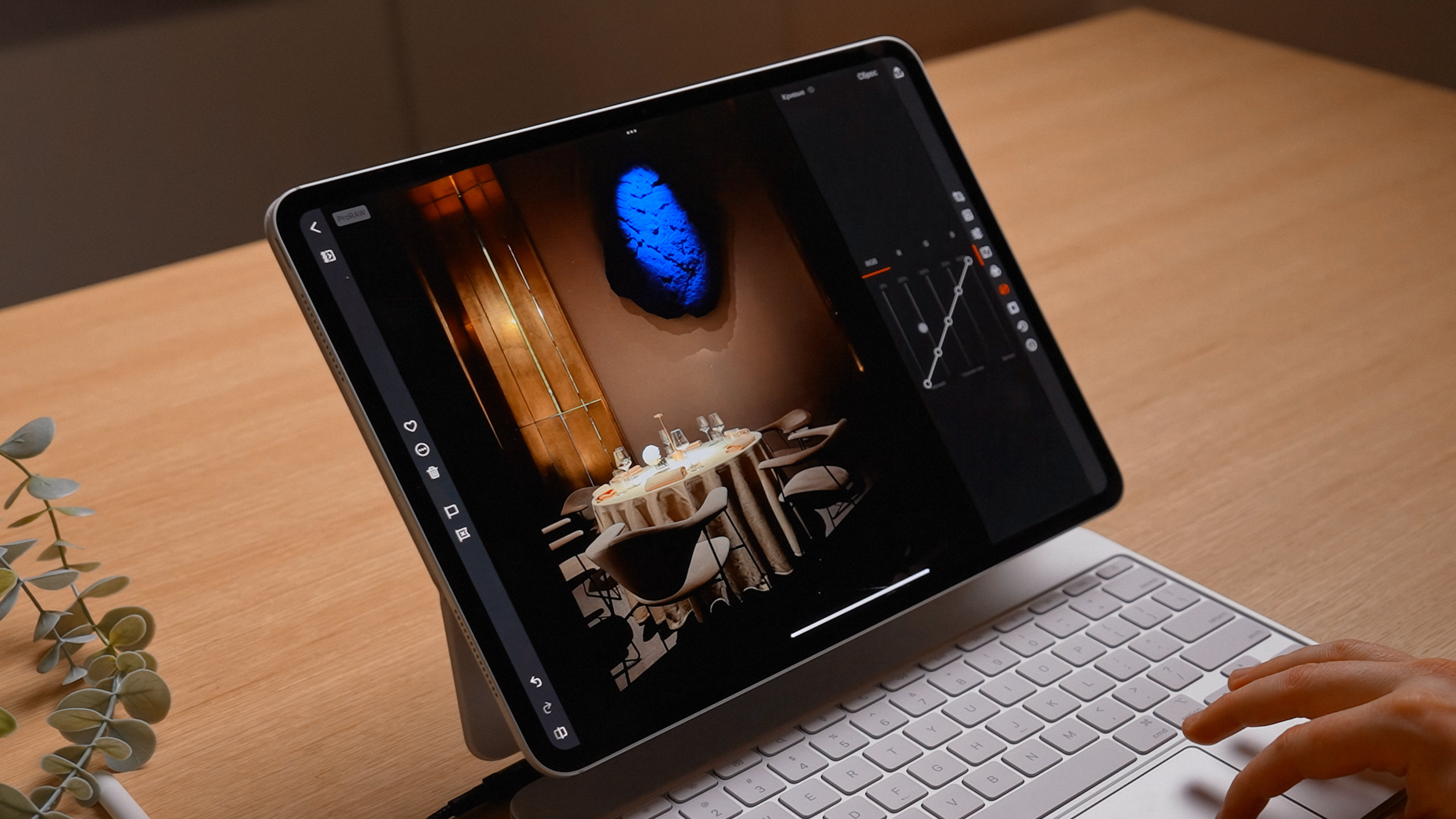 Планшет Apple iPad Air 11”, 128 ГБ, Wi-Fi («Серый космос» | Space Gray) (M3 | 2025) — Подойдёт для всего