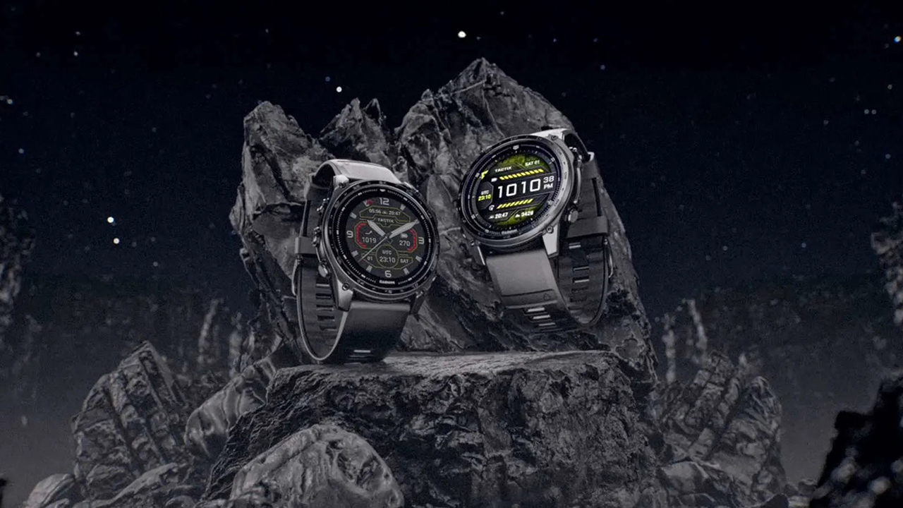 Спортивные часы Garmin tactix 8, 47 мм, AMOLED, силиконовый ремешок цвета чёрный/«серая галька» — Многодиапазонный GPS с технологией SatIQ