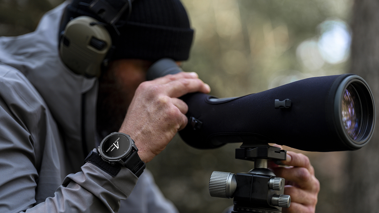 Спортивные часы Garmin tactix 8, 51 мм, Solar, Elite, чёрный нейлоновый ремешок, чёрный силиконовый ремешок — Поддержка Jumpmaster и проецирование путевых точек