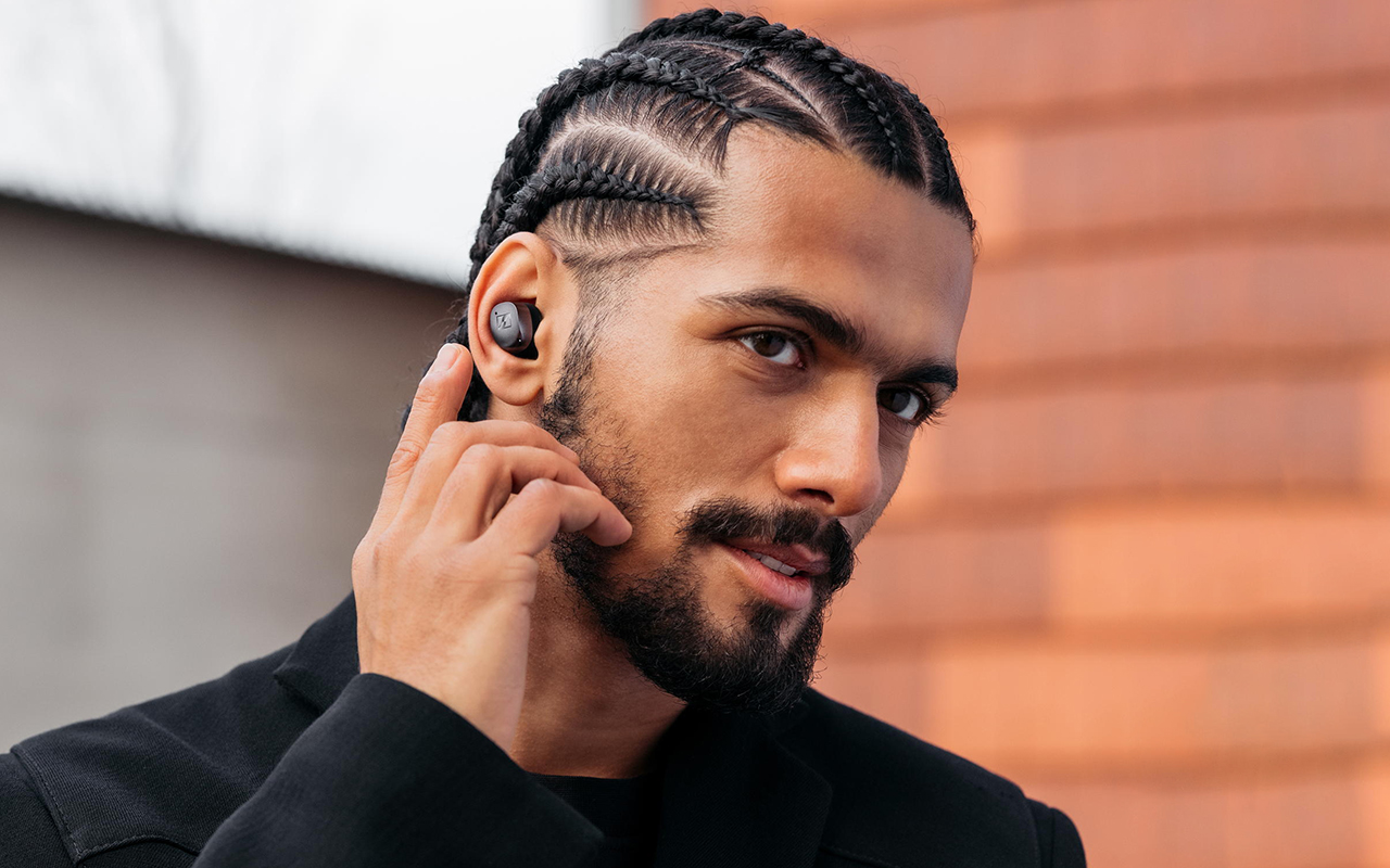 Беспроводные наушники Sennheiser MOMENTUM 4 (TWS) — Отличная автономность