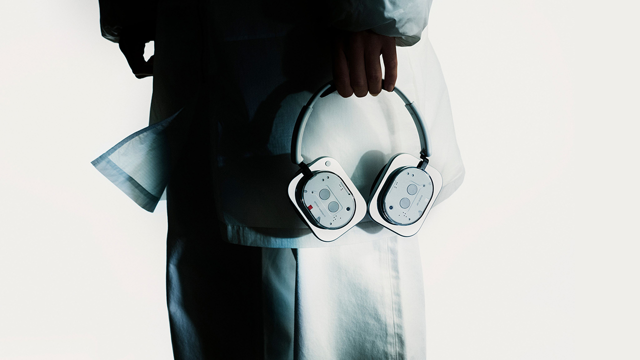 Беспроводные наушники Nothing Headphone (1) — Оставаться собой, отдавая дань трендам