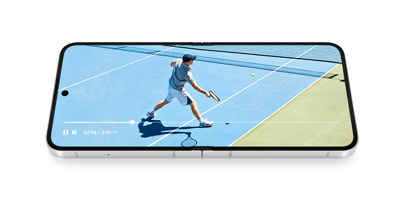 Смартфон Samsung Galaxy Z Flip7 FE 8 ГБ | 256 ГБ (Чёрный | Black) (Exynos) — А ваш смартфон поместится в любой клатч?