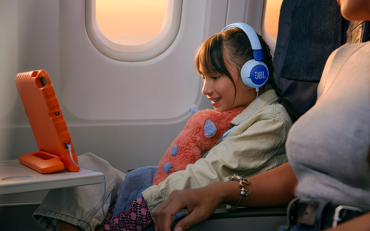 Детские проводные наушники JBL 320 — Специально для детей