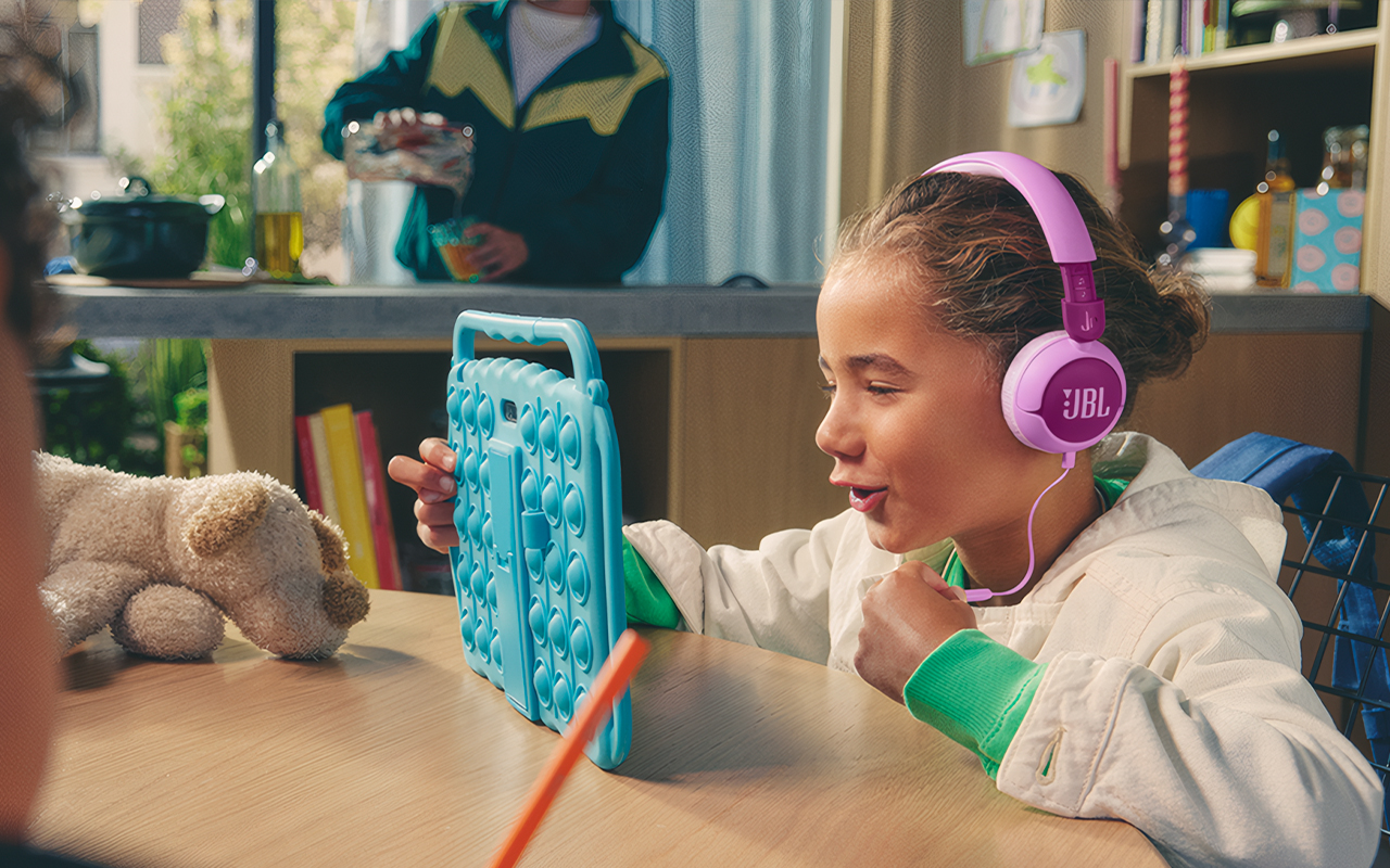 Детские проводные наушники JBL 320 — Забудьте о необходимости заряжать наушники