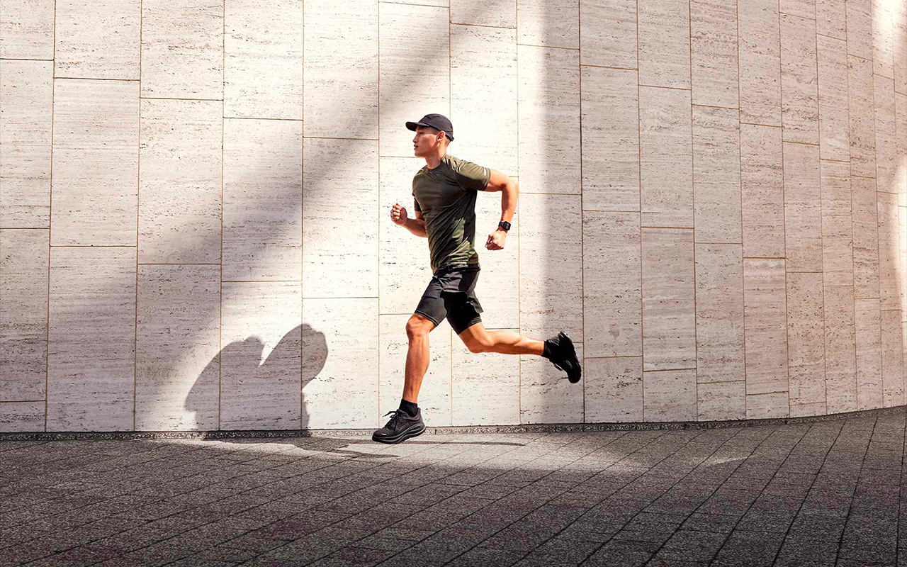 Спортивные часы Garmin Venu X1, нейлоновый браслет ComfortFit цвета «мох» — Топ часы для любителей гольфа