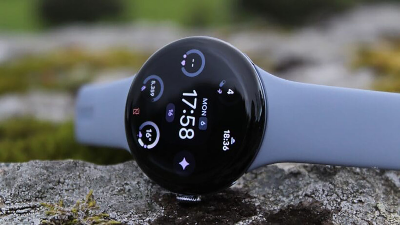 Умные часы Google Pixel Watch 4, 45 мм, Wi-Fi, ремешок цвета «лунный камень» — Корпус без лишних компромиссов