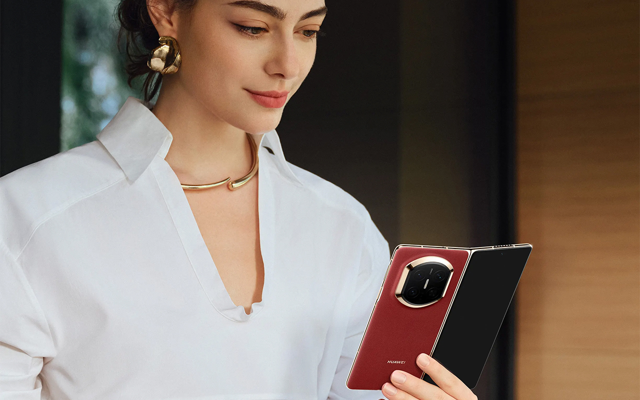Смартфон HUAWEI Mate X7 16 ГБ + 512 ГБ («Парчовый белый» | Brocade White) (версия Global) — Инженерный подвиг