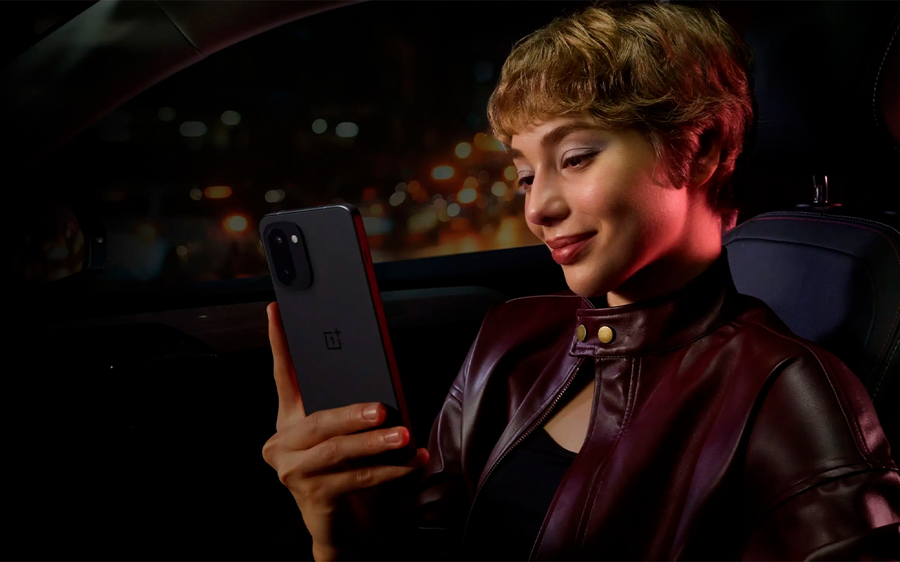 Смартфон OnePlus 15R 12 ГБ + 256 ГБ (Фиолетовый | Electric Violet) (индийская версия) — Высочайшая автономность