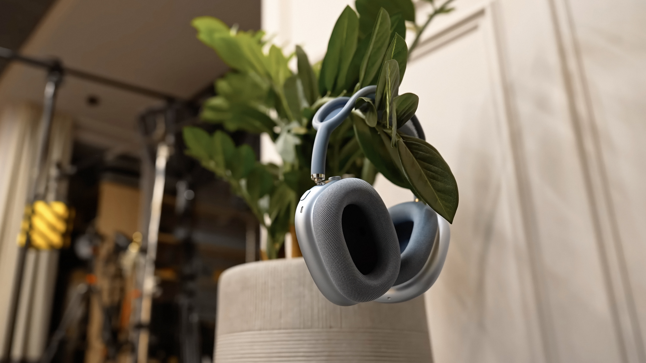 Беспроводные наушники Apple AirPods Max 2 («Сияющая звезда» | Starlight) (2026) — Когда звук пробирает