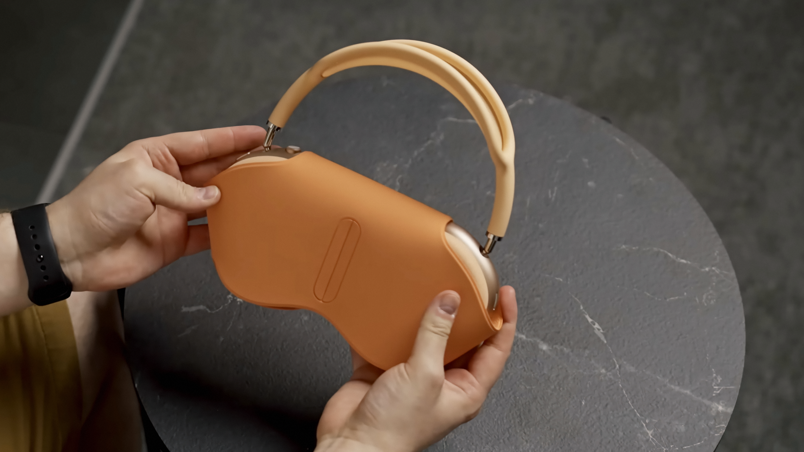 Беспроводные наушники Apple AirPods Max 2 («Тёмная ночь» | Midnight) (2026) — Носить – одно удовольствие