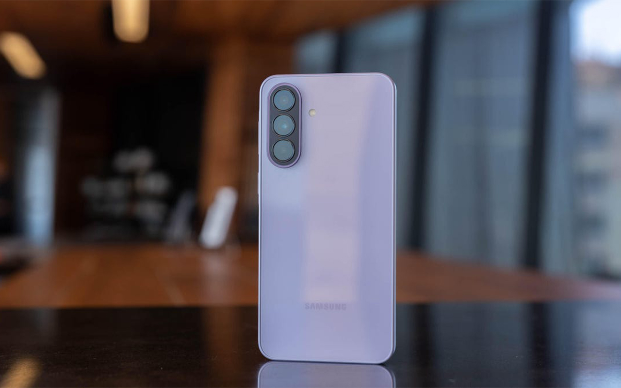 Смартфон Samsung Galaxy A37 5G 8 ГБ + 128 ГБ (Белый | Awesome White) — Производительное железо и качественный звук